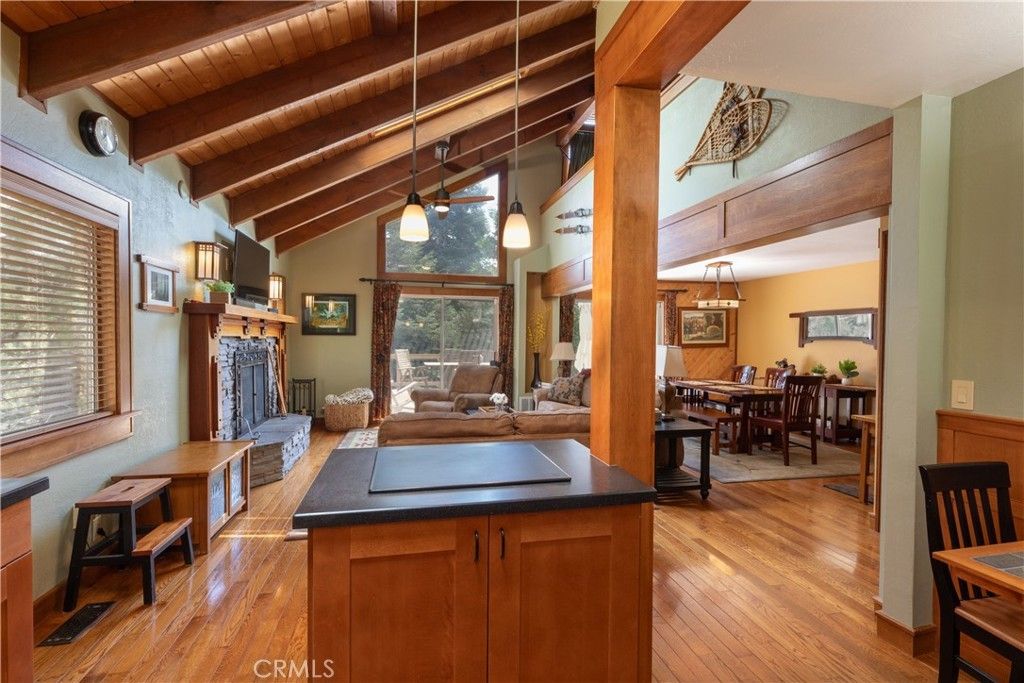 26637 Lake Forest Drive, Twin Peaks