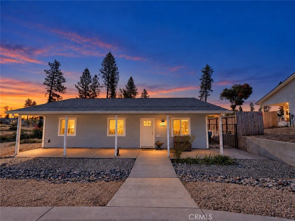 1426 Sleepy Hollow Lane, Paradise