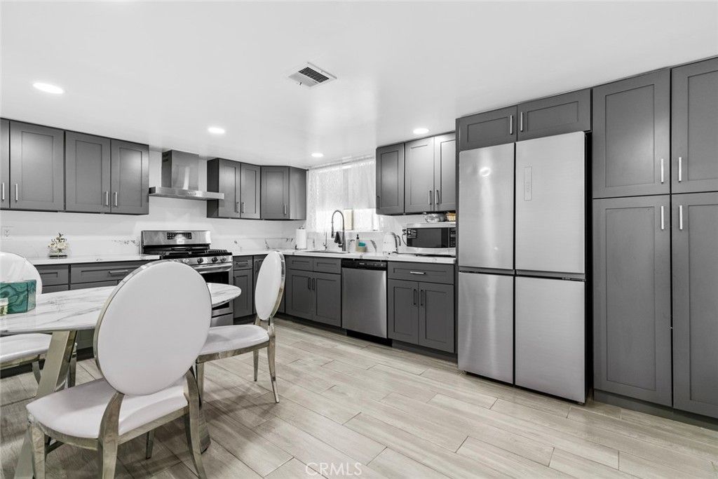 8801 Cedros Avenue # 7, Panorama City