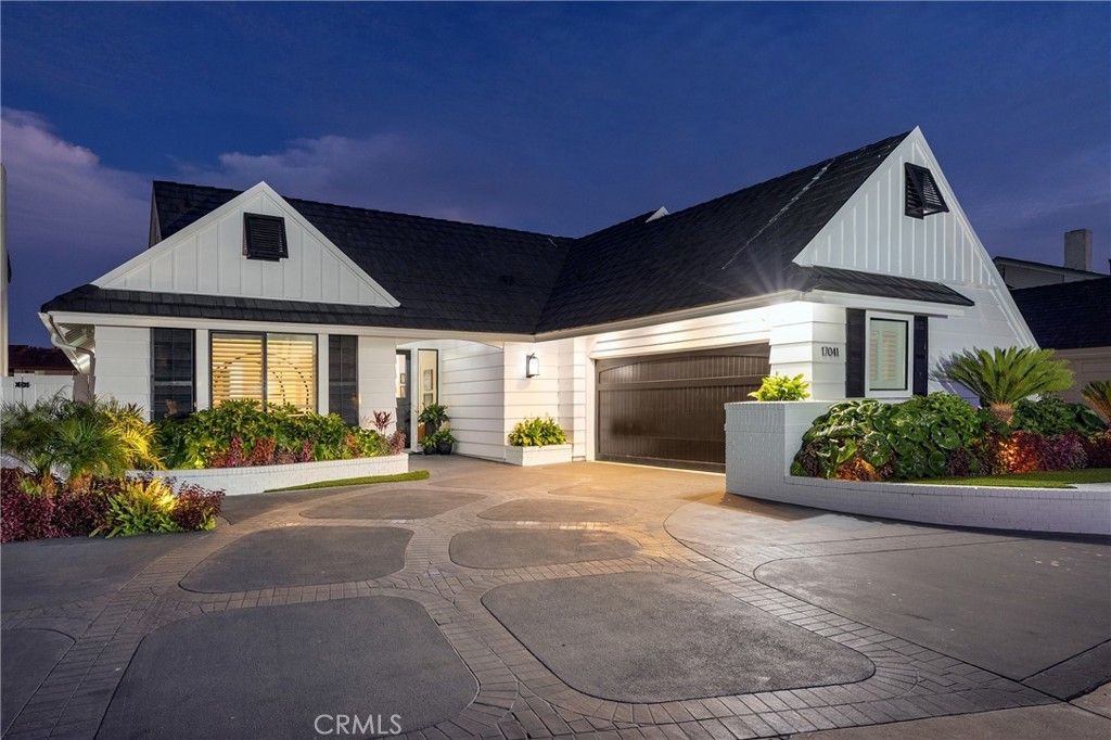 17041 Marina Bay, Huntington Beach