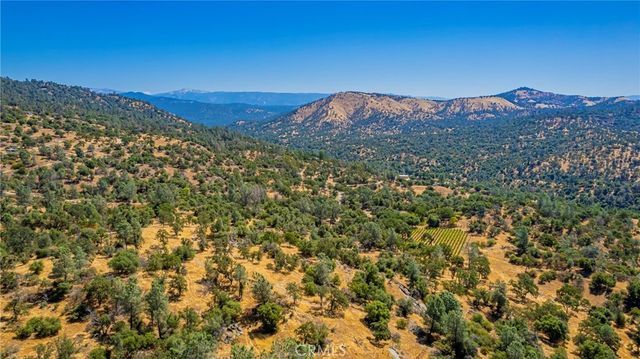 49610 House Ranch, O'Neals