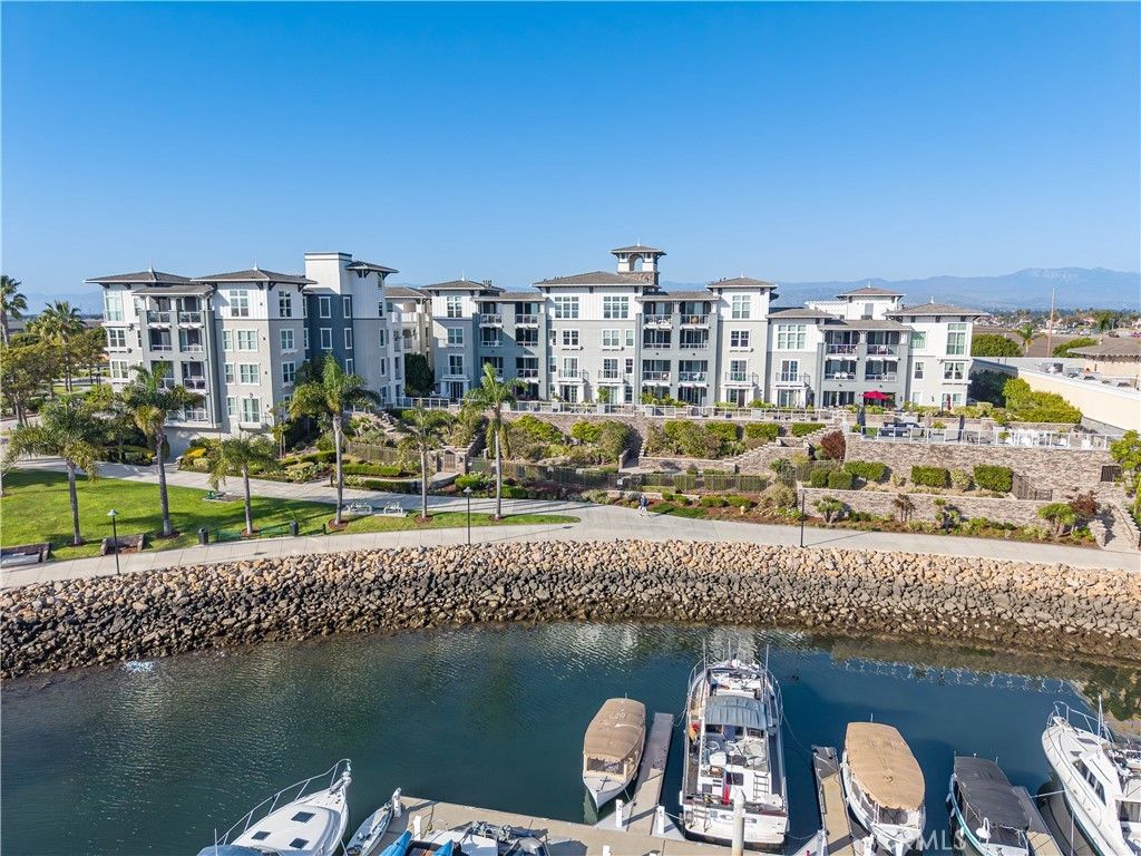 4060 Tradewinds Drive, Oxnard