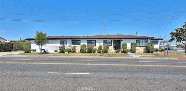1345 W 124th, Los Angeles