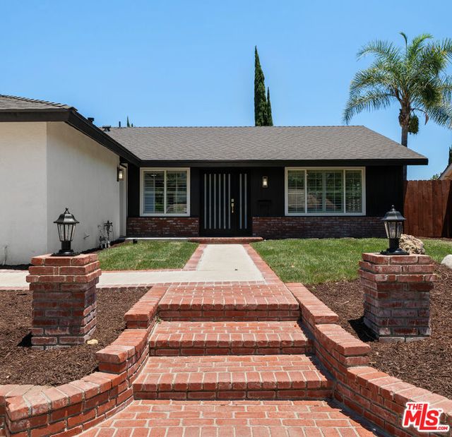 8334 Denise Lane, West Hills
