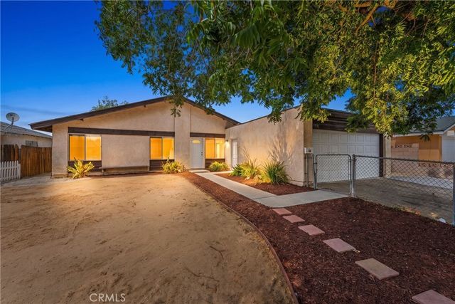 3731 W Avenue K14, Lancaster