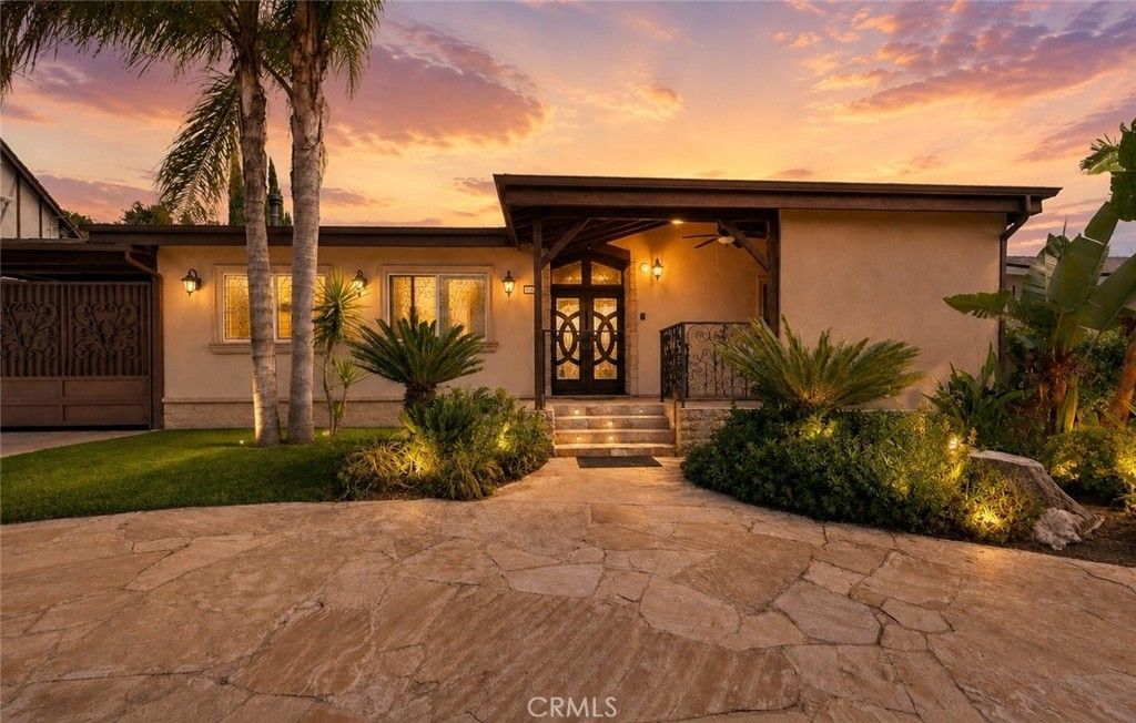 1456 Western Avenue, Glendale