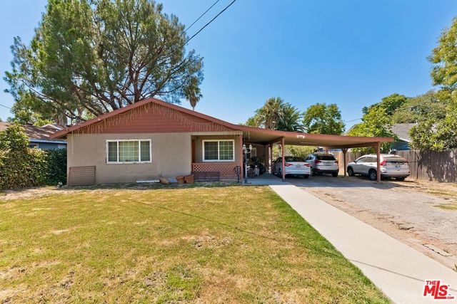 18748 Lanark Street, Los Angeles