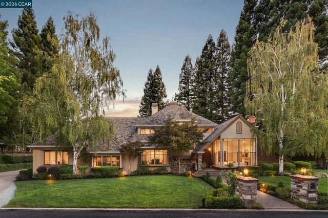 134 Pepperwood Ct, Danville