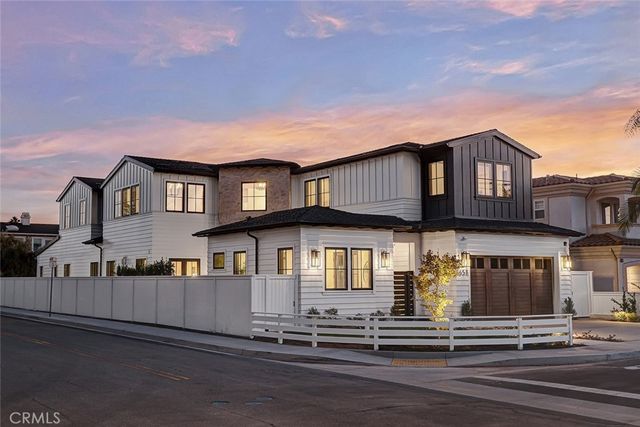 1658 Ruhland Ave, Manhattan Beach.