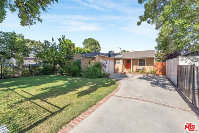 5410 Columbus Avenue, Los Angeles