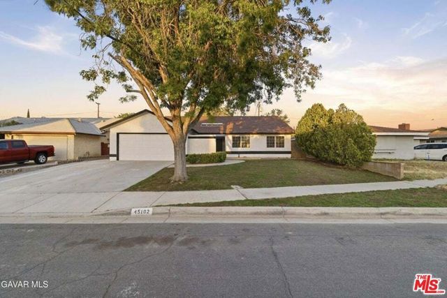 45102 Camolin Avenue, Lancaster