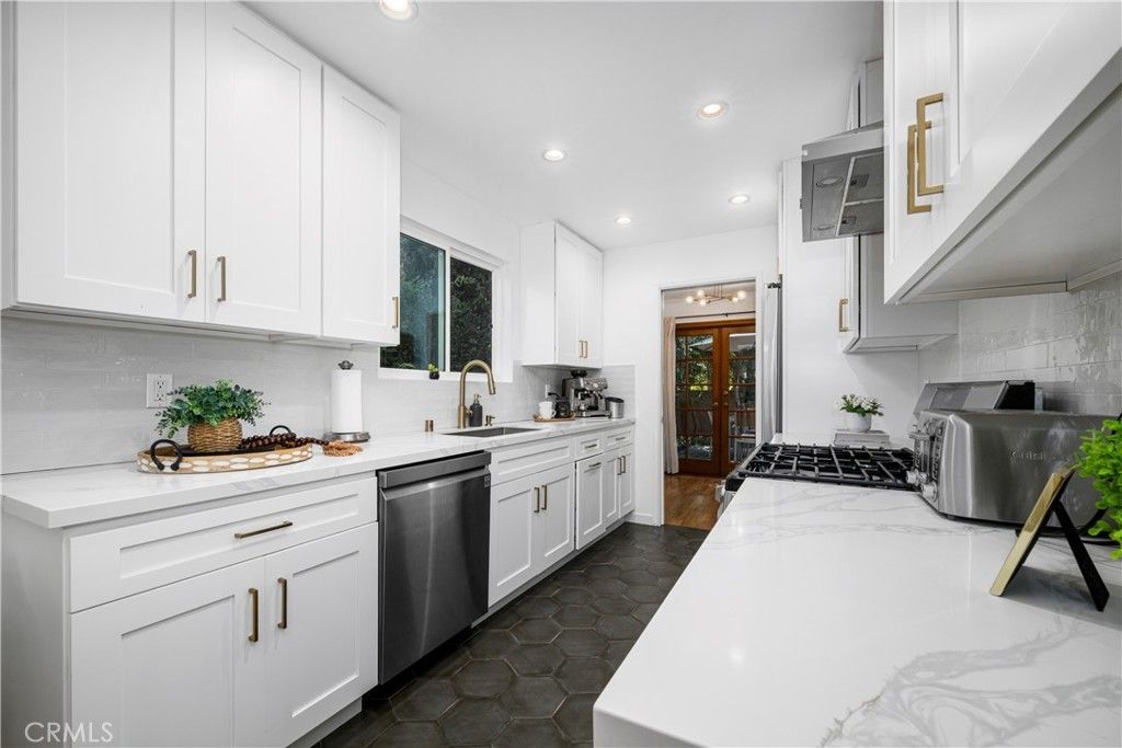 3461 Marna Avenue, Long Beach