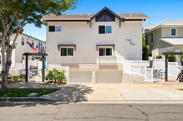 730 E Avenue, Coronado
