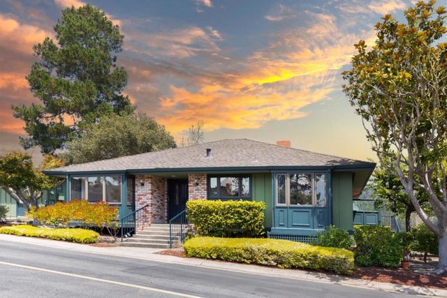 267 Del Mesa Carmel, Carmel