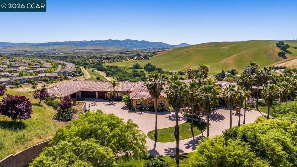 1615 Lawrence Rd, Danville