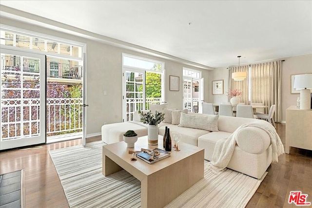 1645 Camden Avenue # 202, Los Angeles