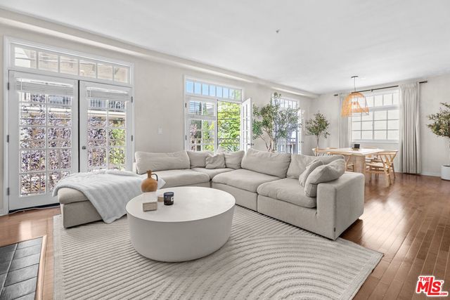 1645 Camden Avenue # 202, Los Angeles