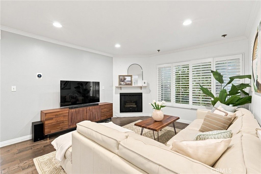 1827 Greenfield Avenue # 105, Los Angeles