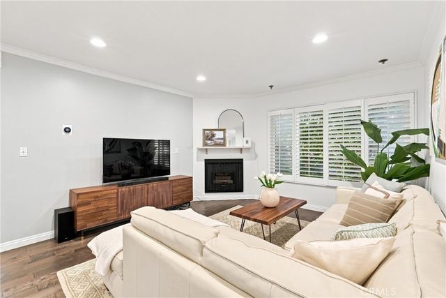 1827 Greenfield Avenue # 105, Los Angeles
