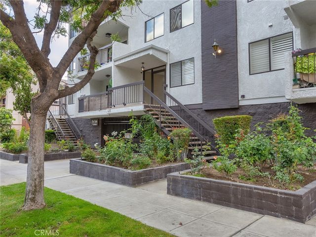 635 E Elmwood Avenue # 203, Burbank