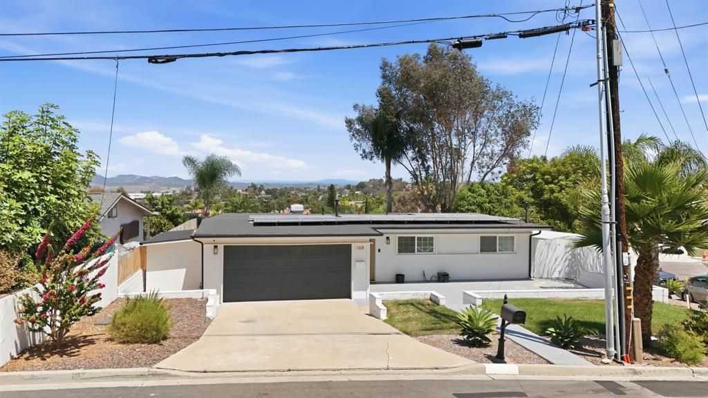 168 Manton Way, Vista