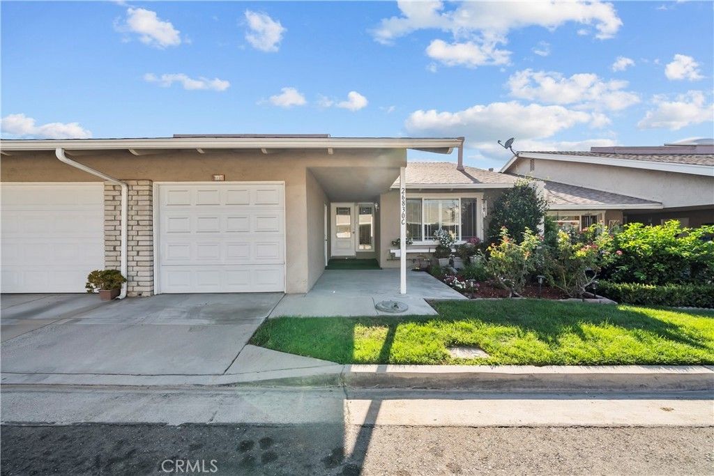 26830 Avenue Of The Oaks # C, Newhall
