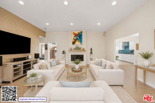 6015 Topeka Drive, Tarzana