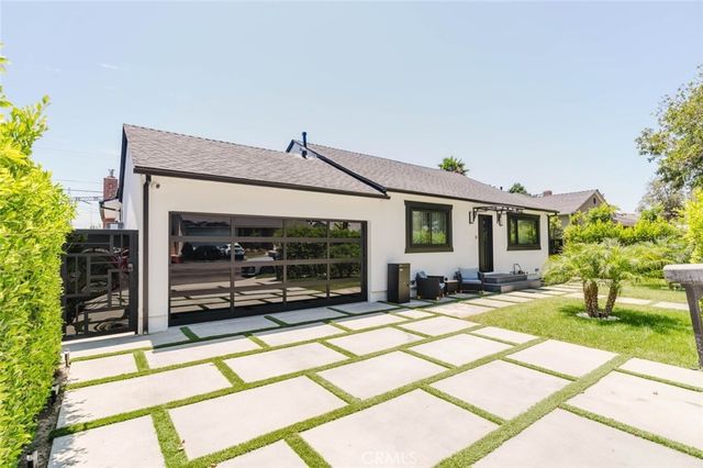 10414 Tiara Street, North Hollywood