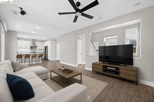 463 Blue Flax Ct, Brentwood