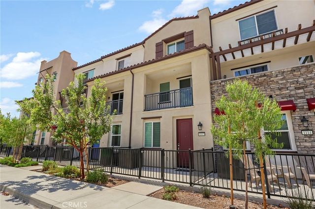 1112 Cardinal Way, Covina