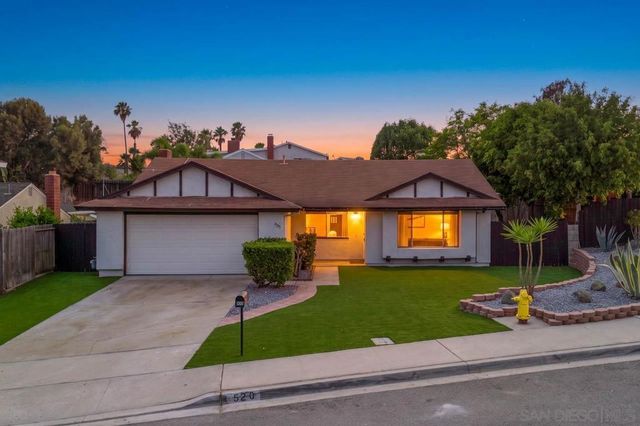520 La Barca St, Spring Valley