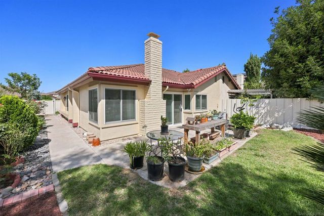 16037 Blazewood Way, San Diego