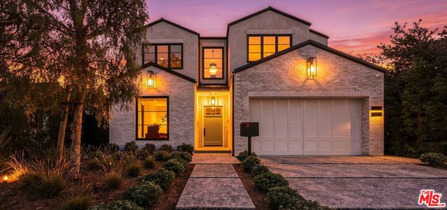 3640 S Barrington Avenue, Los Angeles