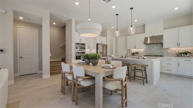 27477 Red Alder Lane, Valencia