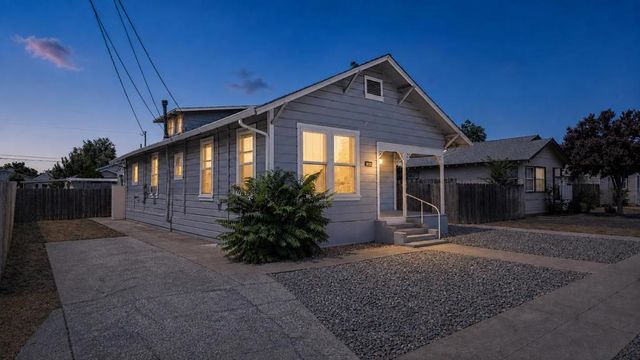 334 S 2nd Avenue, Oakdale