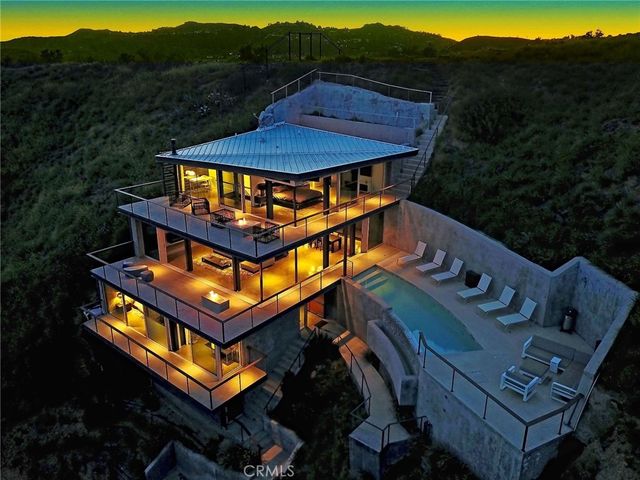 2917 Durand Drive, Los Angeles