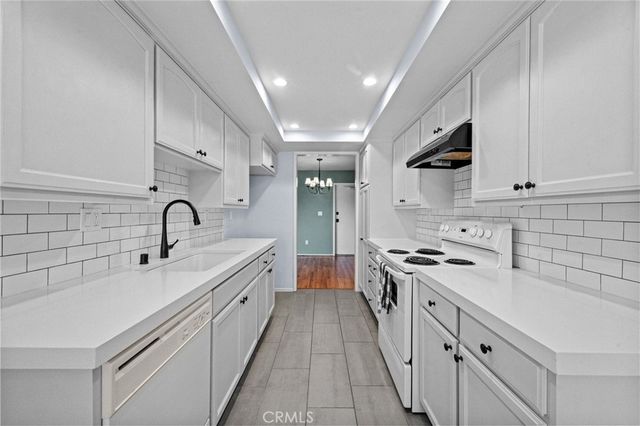 3663 Country Club Drive # E, Long Beach