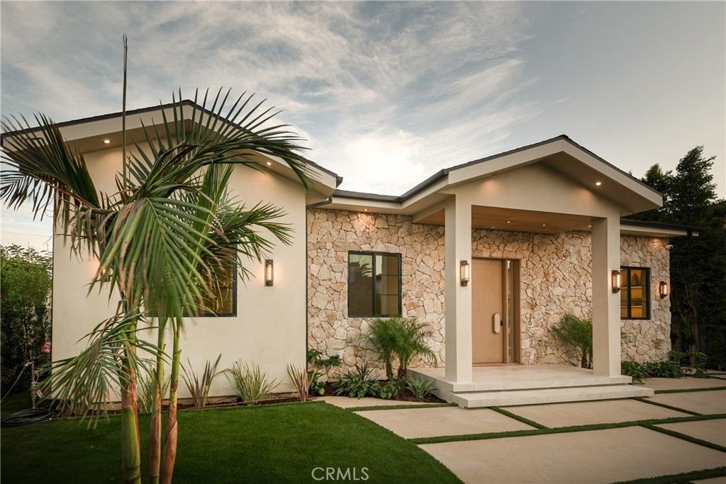 14800 Mccormick, Sherman Oaks