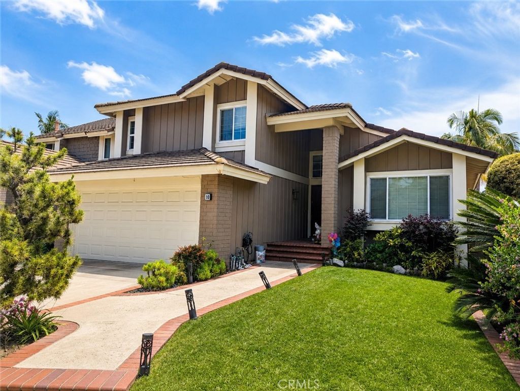 10 Delaware, Irvine