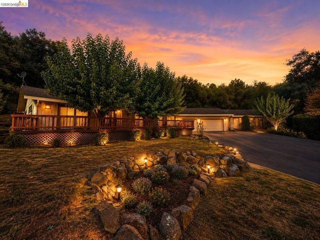 21010 Lancaster Ct, Sonora