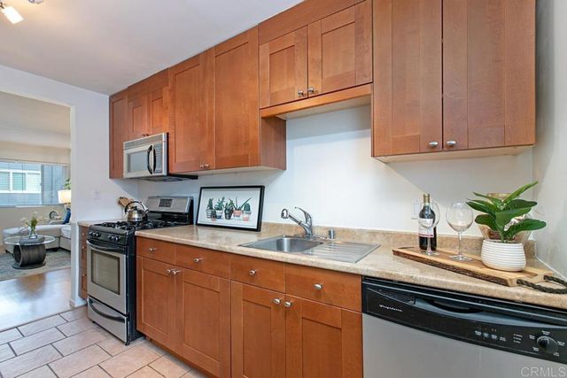 4633 Bancroft Street # 8, San Diego