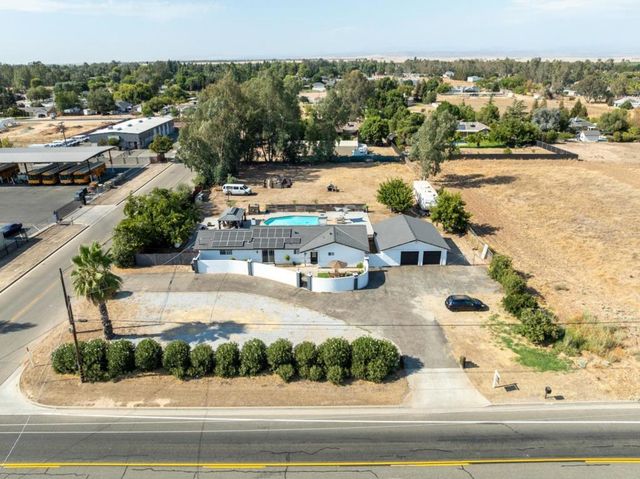 37521 Ave 12, Madera