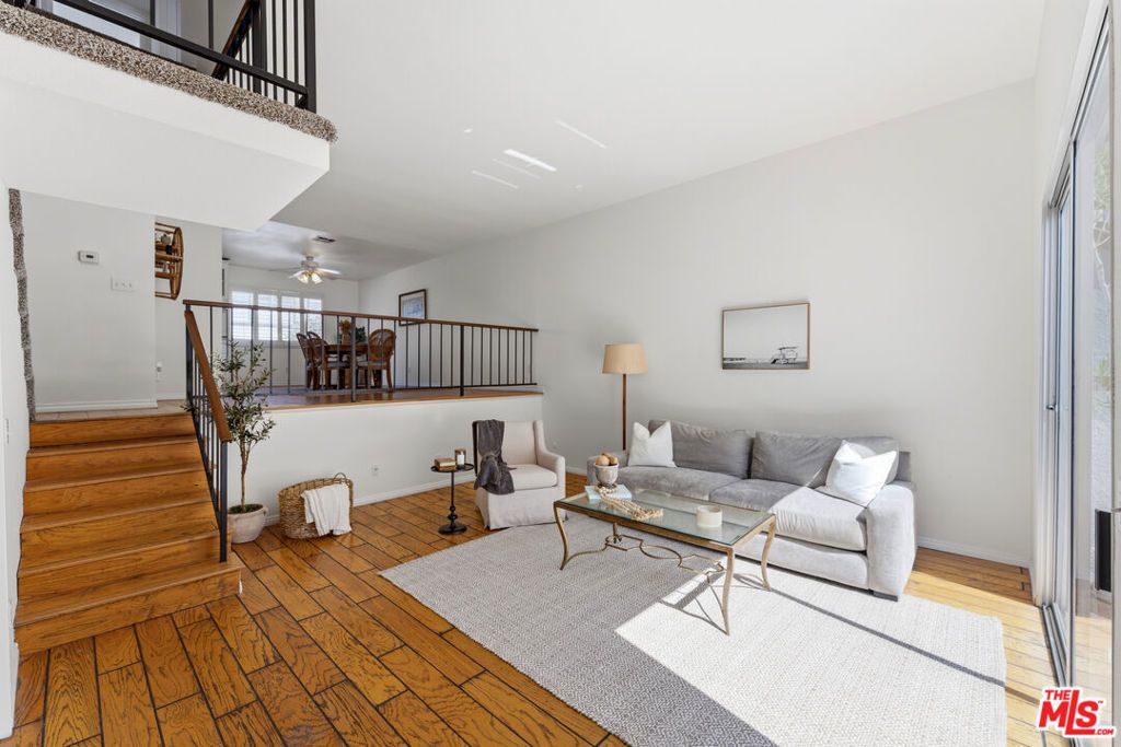 10030 Owensmouth Avenue # 67, Los Angeles