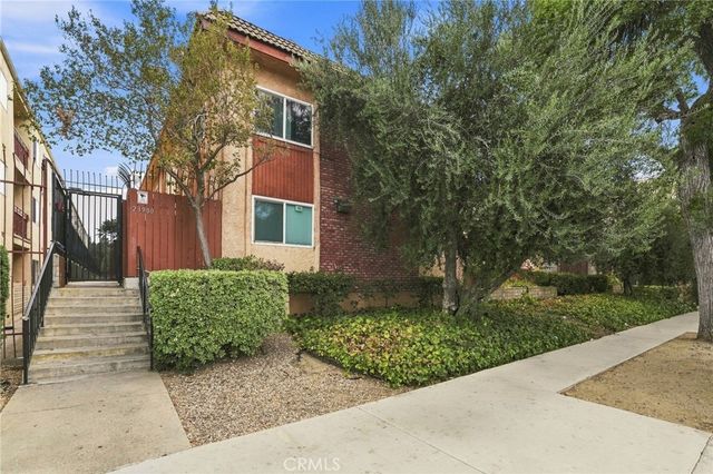 21900 Roscoe Boulevard # 8, Canoga Park
