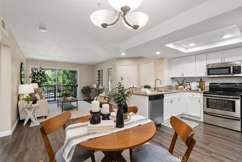 227 S Cross Creek # D, Orange