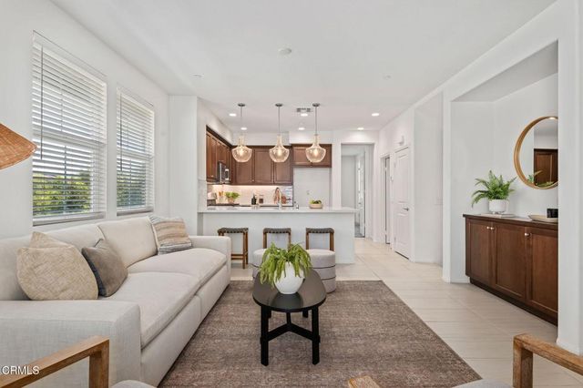 5075 Manzano Street, Camarillo