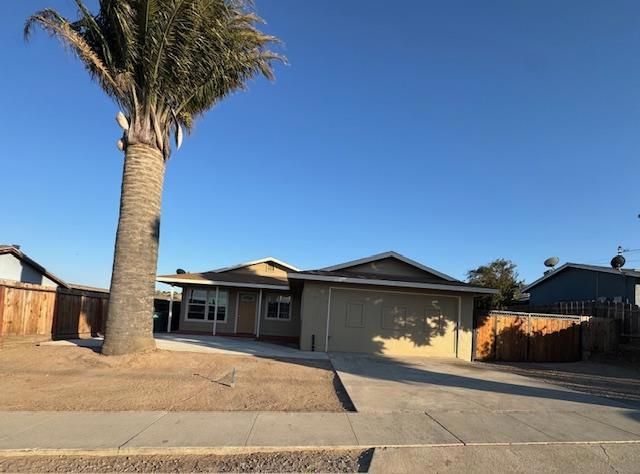 45120 Crown Avenue, King City