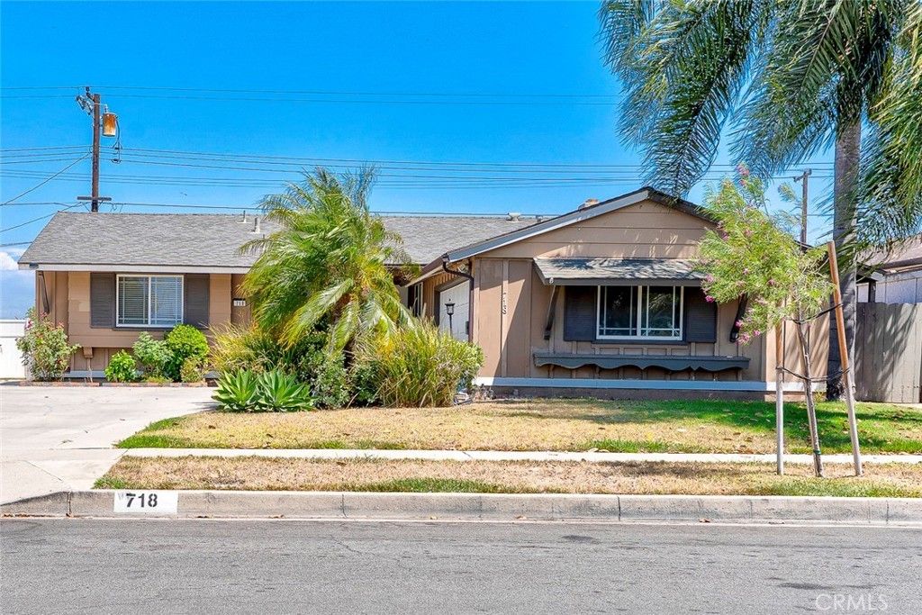 718 Meade Avenue, Fullerton