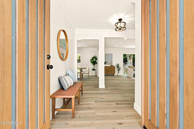8326 Fable Avenue, West Hills