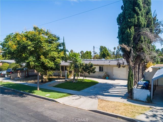 19338 Elkwood Street, Reseda